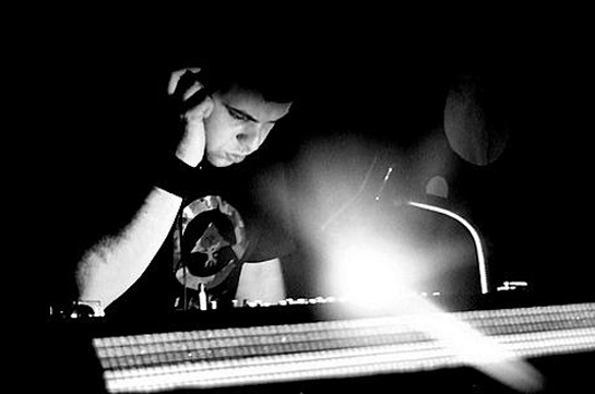Kasra Critical